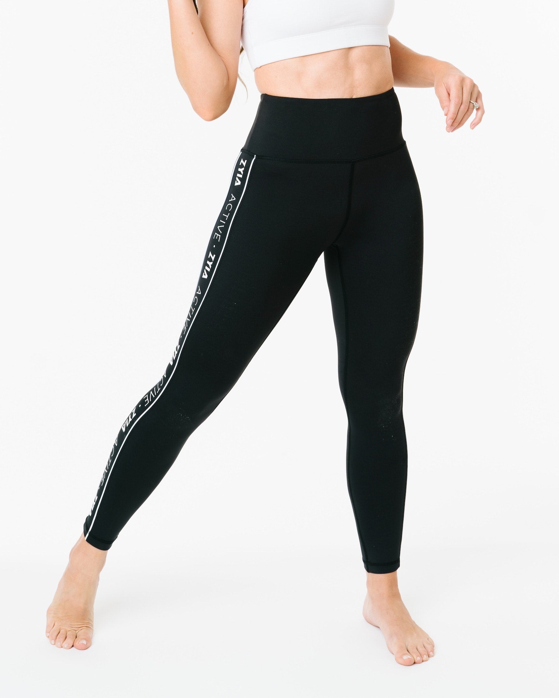 Our most popular leggings, this high-performance design offers a